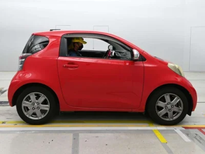 Toyota iQ