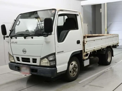 Nissan Atlas