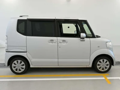 Honda N-Box+