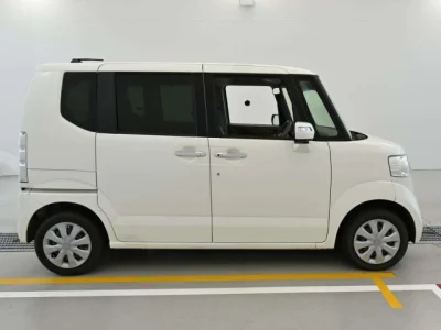 Honda N-Box+