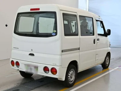 Mitsubishi Minicab Van