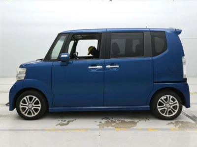 Honda N-Box+