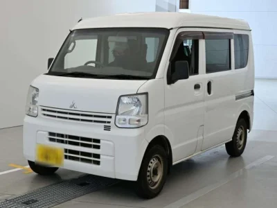Mitsubishi Minicab Van