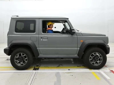 Suzuki Jimny Sierra