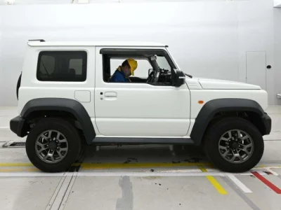 Suzuki Jimny Sierra