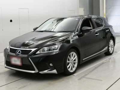 Lexus CT200h