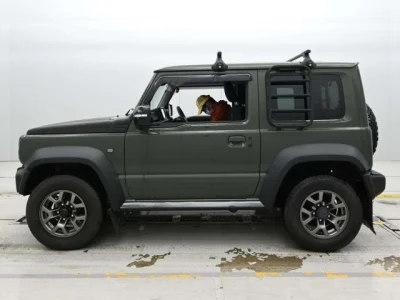 Suzuki Jimny Sierra
