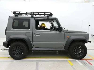 Suzuki Jimny Sierra