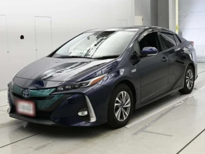 Toyota Prius PHV