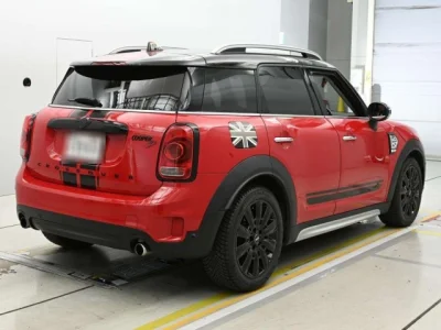 MINI Crossover