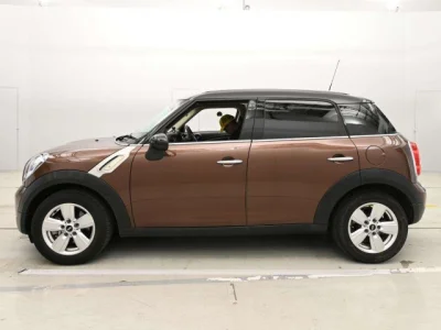 MINI Crossover