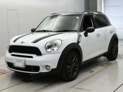 MINI Crossover