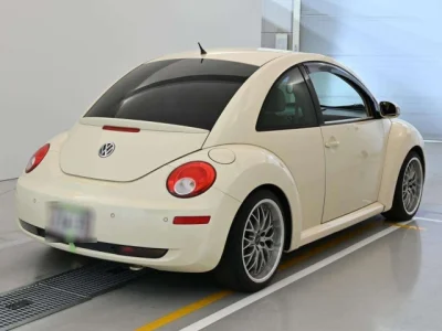 Volkswagen New Beetle