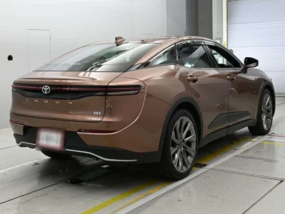 Toyota Crown Crossover