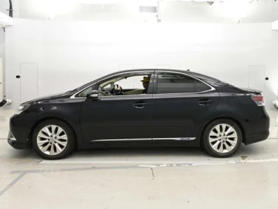 Lexus HS250h