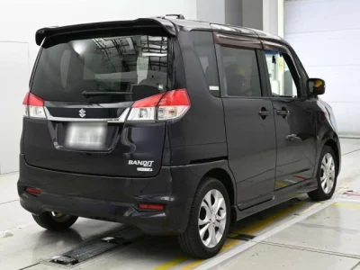 Suzuki Solio