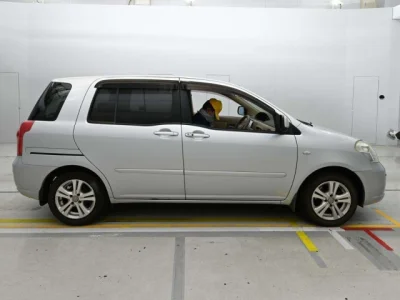Toyota Raum