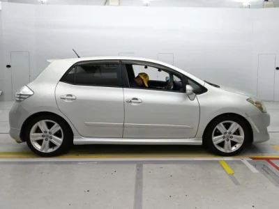 Toyota Blade