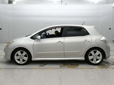 Toyota Blade