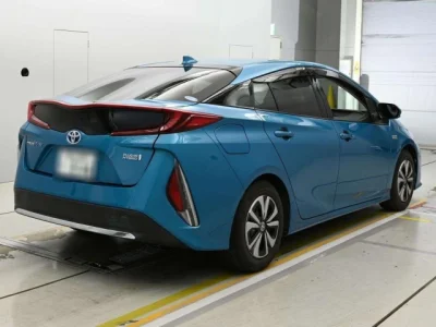 Toyota Prius PHV