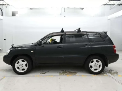 Toyota Kluger V