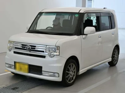 Toyota Pixis Space
