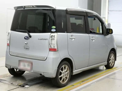 Subaru Lucra