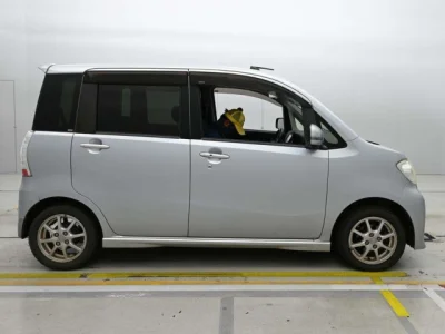 Subaru Lucra