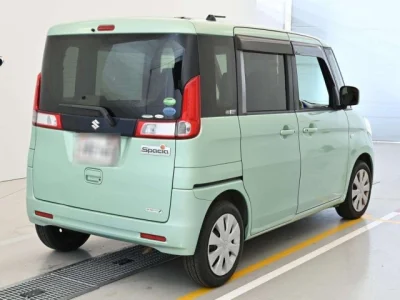 Suzuki Spacia