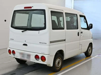 Mitsubishi Minicab Van
