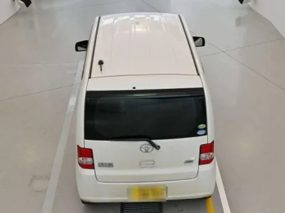 Toyota Pixis Space