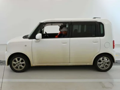 Toyota Pixis Space
