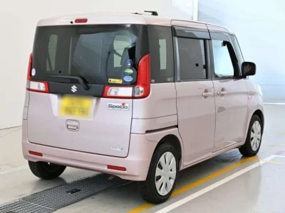 Suzuki Spacia