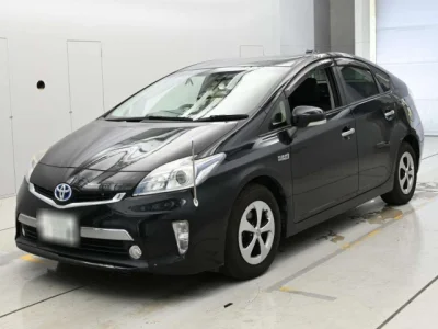 Toyota Prius PHV
