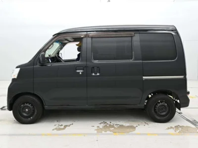 Toyota Pixis Van