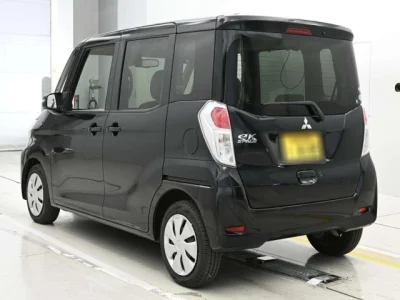Mitsubishi eK X Space