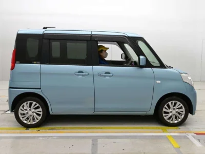 Suzuki Spacia