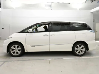 Toyota Estima Hybrid