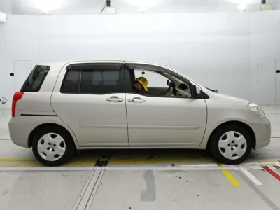 Toyota Raum
