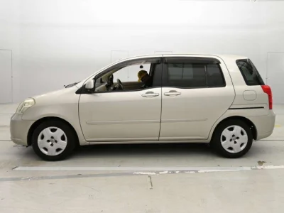 Toyota Raum