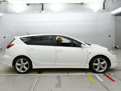 Toyota Caldina