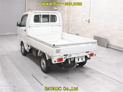 Nissan NT100 Clipper