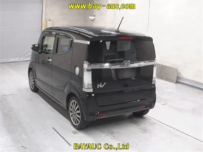Honda N-Box Slash