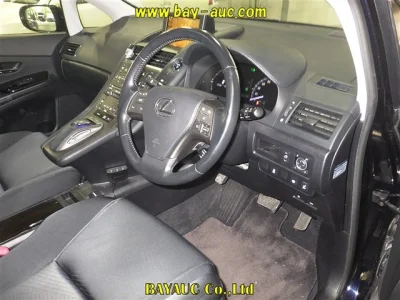 Lexus HS