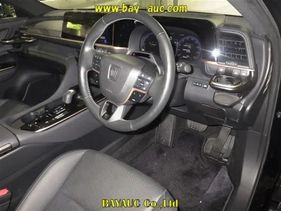 Toyota Crown Sport
