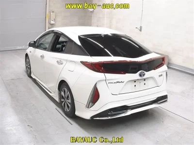 Toyota Prius PHV