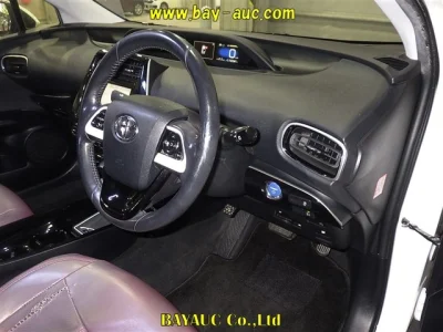Toyota Prius PHV