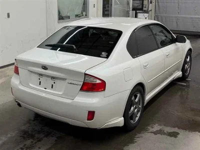 Subaru LEGACY B4