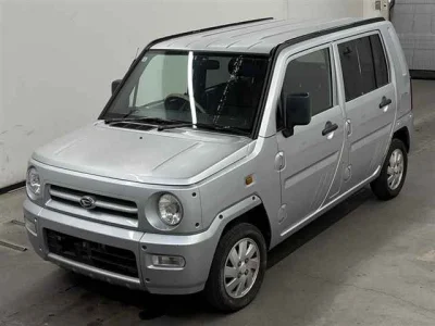 Daihatsu NAKED