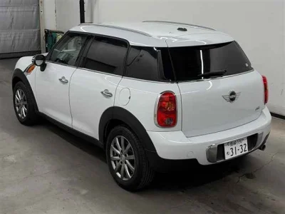 MINI Crossover